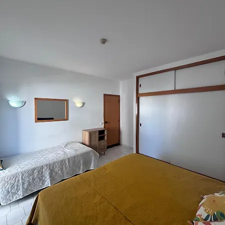 Daire Apartamento Janelas Do Mar-albufeira